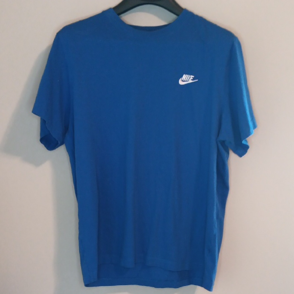 Nike Blue Short Sleeve Tee with Iconic Swoosh